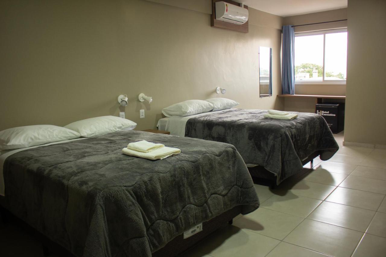 Hotel Executivo Sao Borja Bagian luar foto